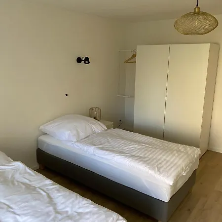 Monteurswohnung Mit Kleinem Garten 600m Zur Stadtmitte Apartamento *