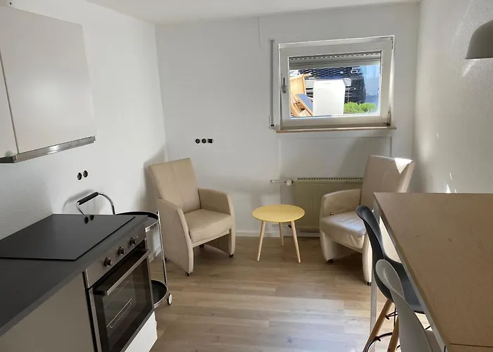 Monteurswohnung Mit Kleinem Garten 600m Zur Stadtmitte 公寓