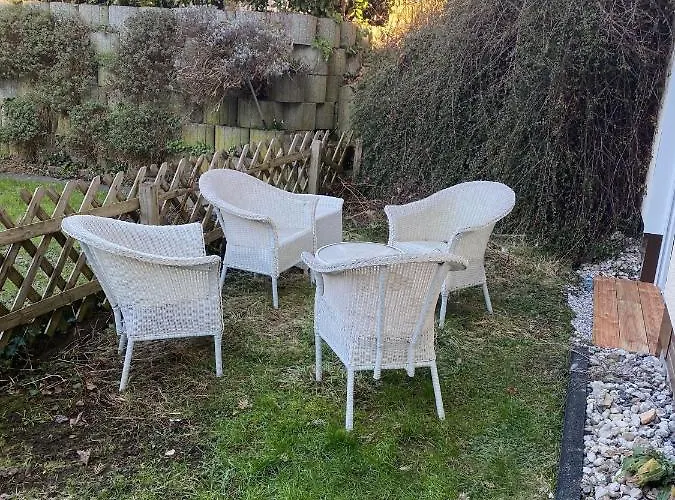 Monteurswohnung Mit Kleinem Garten 600m Zur Stadtmitte *